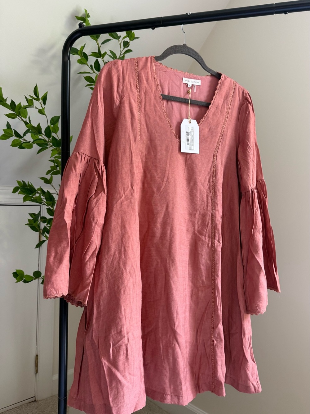 NWT: Anthropologie Free the Roses Dusty Rose/Mauve V-Neck Dress